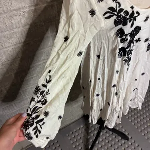 Free People Embroidered‎ V-Neck Mini Dress Ivory Black Floral Boho XS thumbnail 4