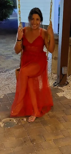 Red Lace Choosy Dress thumbnail 6