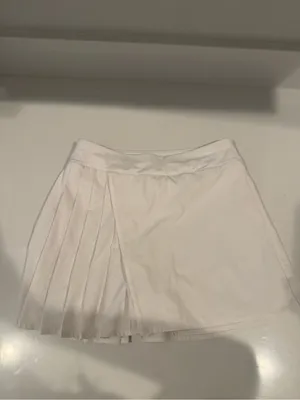 LULULEMON Asymmetrical Pleated Tennis Skirt Skort White Size 4 thumbnail 4