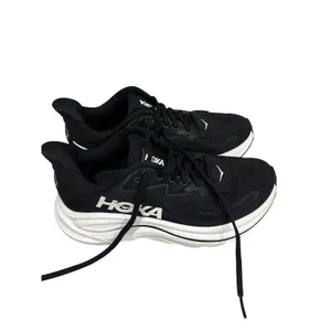 HOKA One One Clifton 10 Women’s 6.5 B Black White Running Shoes 1162031 BWHT thumbnail 5