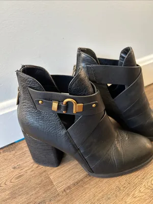 Isola |Black Leather Crisscross Ankle Booties with Gold Buckle sz 7M thumbnail 2