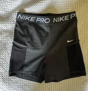 Nike Pro Shorts Spandex thumbnail 1