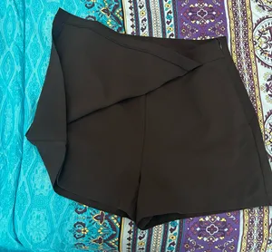 Sincerely Jules black skort thumbnail 2