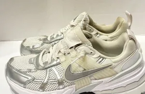 Size 7.5 - Nike V2K Run Metallic Silver W thumbnail 1