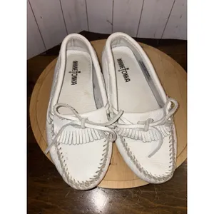 Minnetonka White Leather driving Moccasin 8.5 Comfort shoe slipper rubber sole‎ thumbnail 3