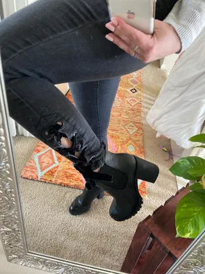 Universal Threads Black Skinny Jeans thumbnail 2