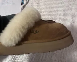 UGG Disquette Slippers Platform thumbnail 1