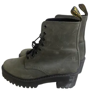 Dr Martens Shriver Hi Olive Green Leather Platform Block Heel Boots Womens 8 thumbnail 1