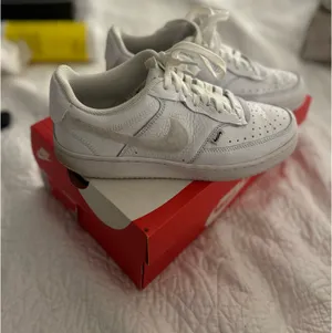 White Nike Court Vision Low Sneakers Women’s 9 thumbnail 1