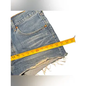 Levi's 501 Original Distressed High Rise Denim Jean Shorts Size 31 thumbnail 5