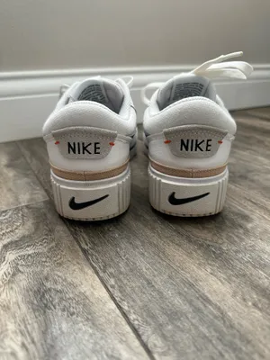 Platform Low-Top Nike Blazer thumbnail 2