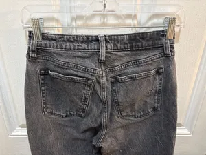 Abercrombie & Fitch The Skinny High Rise Faded Black Raw Hem Jeans Size 26/2s thumbnail 5
