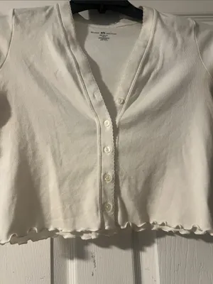Brandy Melville Cream Ribbed Lettuce-Trim Button Crop Top thumbnail 4