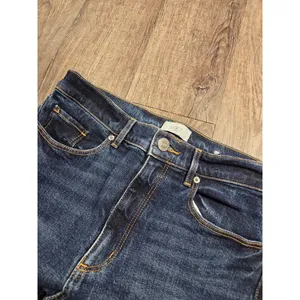 LOFT Outlet Dark Wash Cuffed High Rise Slim Straight Jeans Size 6 thumbnail 2