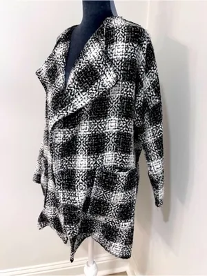 Jealous Tomato Black & White Plaid Open Front Overcoat / Coatigan - Size Small thumbnail 3