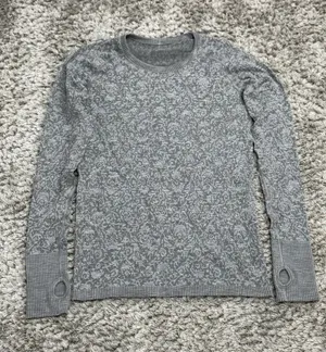 Lululemon Swiftly Tech Long Sleeve T-Shirt Top Women’s Size 10 18x28 Gray thumbnail 1