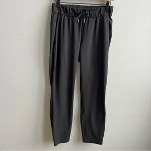 Lululemon On The Fly Pant 7/8 Ankle Black Size 4 thumbnail 6