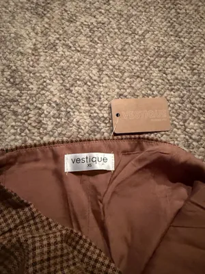 Vestique Halter Top thumbnail 2