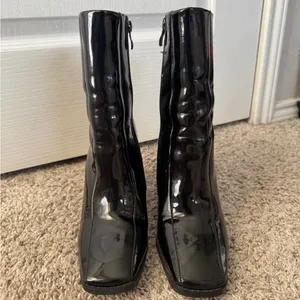 Nasty Gal Going Out Glossy Black Heeled Boots thumbnail 3