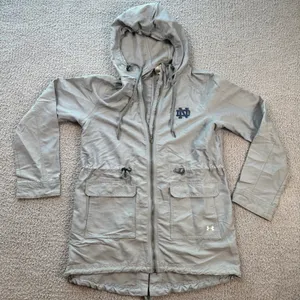Under Armour Notre Dame Fighting Irish Womens Anorak Jacket Parka Gray Storm1 thumbnail 1