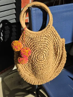 Round Straw Tote Bag Tan thumbnail 1
