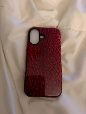 iPhone 17 Case Red thumbnail 2