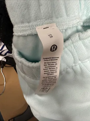 52. Lululemon shorts xs nwt square sz ret88$ thumbnail 4