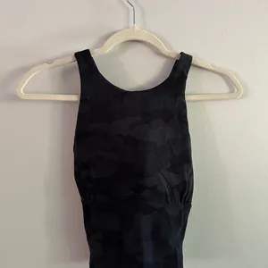 Lululemon Key to Balance Tank - Heritage 365 Camo Deep Coal Multi - Size 2 thumbnail 6