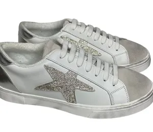 Steve Madden résumé rhinestone star sneaker brand new 8 thumbnail 1