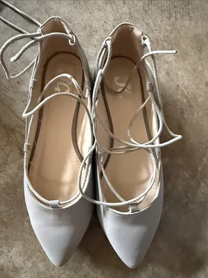 Women's Grey Lace-Up Pointed Toe Flats thumbnail 4