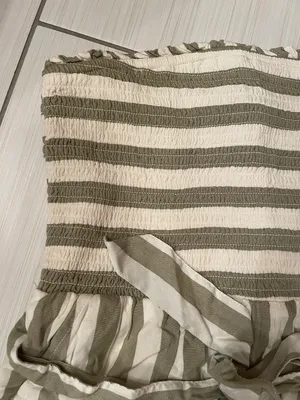 American Eagle Outfitters Smocked Tube Romper thumbnail 8
