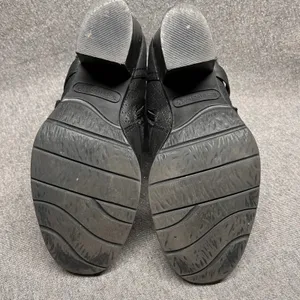 Bare‎ Traps Launa Black Faux Leather Buckle Ankle Boots Women's Size 6M thumbnail 6