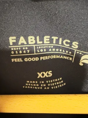Fabletics Navy Scrub Top Size XXS New! thumbnail 5