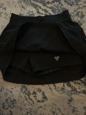 Aritzia Skirt Mini Black thumbnail 3