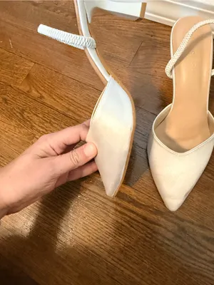 Eleanor Rose White Pointed thumbnail 4