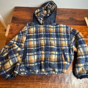 Altard State Plaid Sherpa Fleece Cropped Hooded Jacket Women's Small Navy Orange thumbnail 1