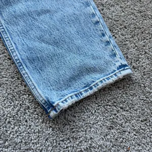 Abercrombie & Fitch The Dad High Rise Curve Love Size 25/0 Short thumbnail 4