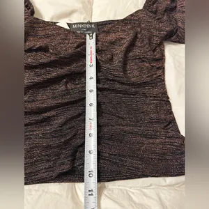 MINKPINK Imane Ruched Top - NWT - Size S Puff Sleeve Metallic Cropped Blouse thumbnail 11