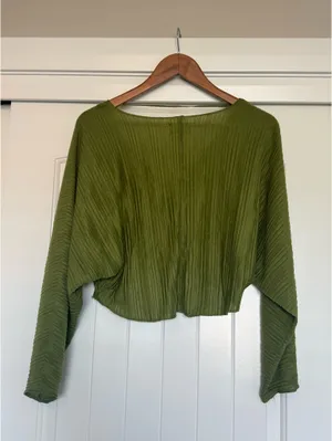 Urban Outfitters Top thumbnail 2