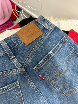 Slim Levi’s 70s Straight Jeans thumbnail 4