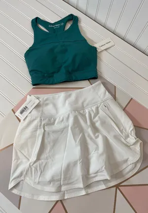 NWT Outdoor Voices White Hudson 4" Skort & Move Free Cropped Top Bundle Sze XXS thumbnail 1