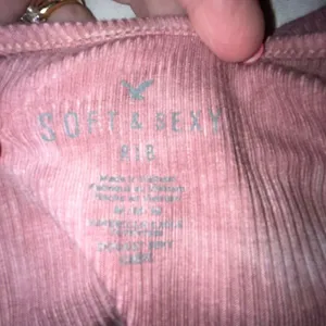 American Eagle Soft & Sexy Rib Tie Dye Lattice V-Neck Top Mauve Pink Medium thumbnail 4