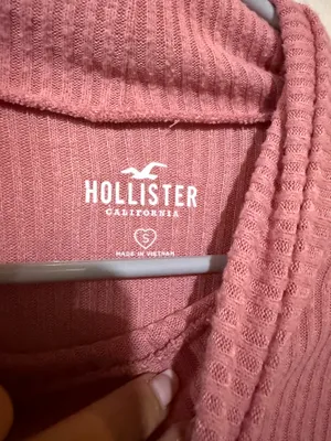 Pink Hollister Sweater thumbnail 3