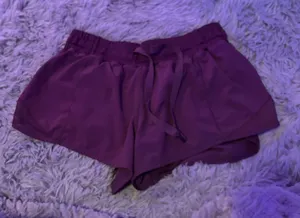 Lululemon Shorts Hotty Hot 2.5" Purple Low-Rise Discontinued thumbnail 1