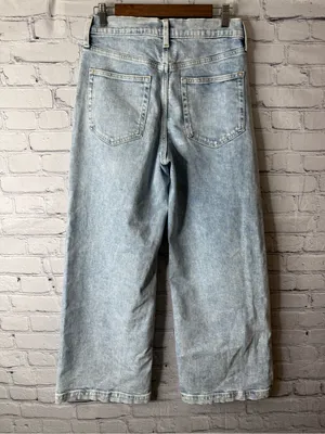 Gap jeans size 29 8L Light Wash Wide Leg Women’s Jeans thumbnail 3