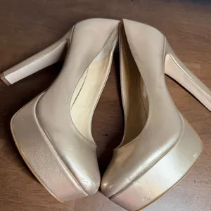 Jessica Simpson Platform Stiletto Heels Gold Metallic Women's Size‎ 8.5 thumbnail 5