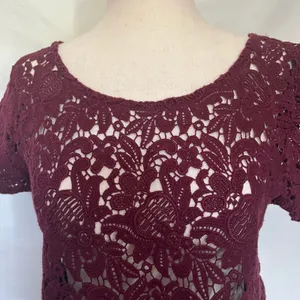 Abercrombie Fitch Y2K Crochet Crop Women Top XS Festival Coquette Boho Burgundy thumbnail 3