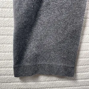 UNIQLO Women’s Small Gray Long Sleeve Crew Neck Minimalist Basic Top Shirt thumbnail 6