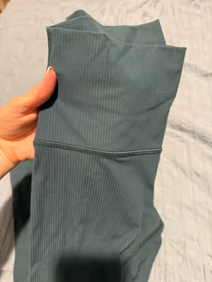 Ribbed Lululemon Leggings Align 28" thumbnail 2