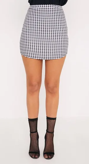 Pretty Little Thing Gingham Skirt thumbnail 2